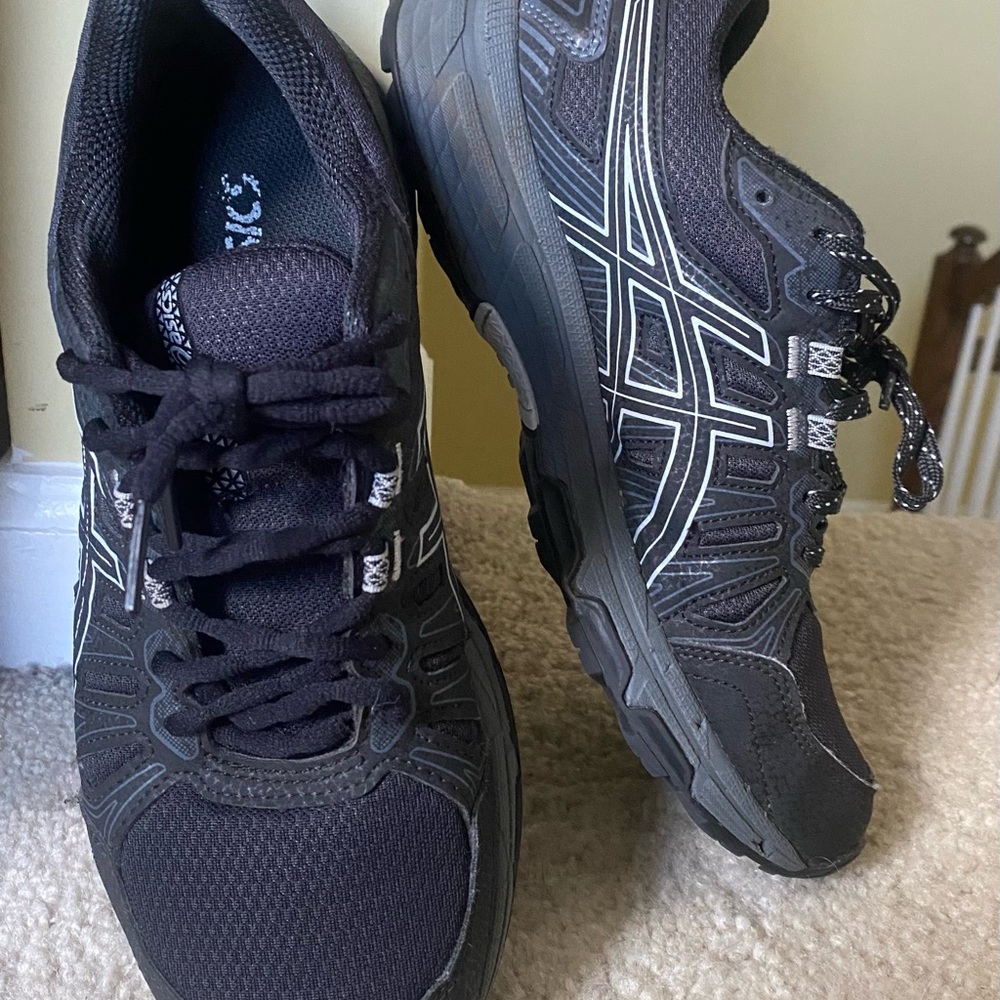 ASICS black womens sneakers size 8